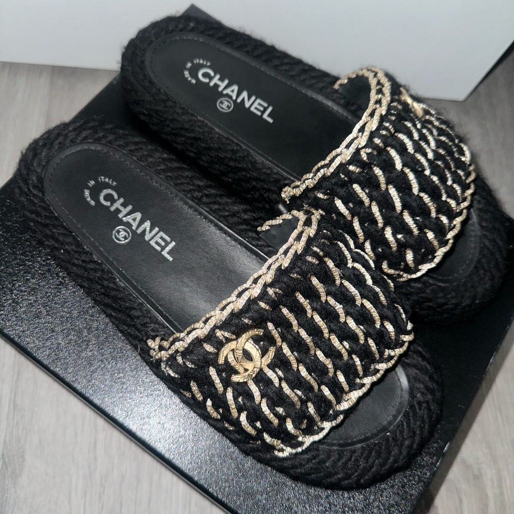 Selling these beautiful shoes